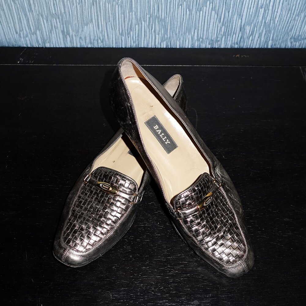 Bally Vintage Silver Woven Leather Gold Detail Flat Vanessa Loafers - US 9